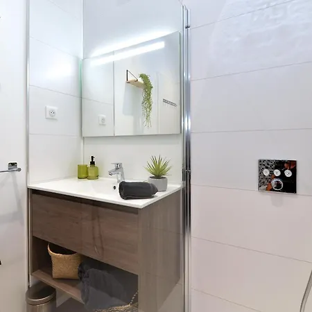 Le Splendide Du Centre Historique Avec Climatisation Апартаменты