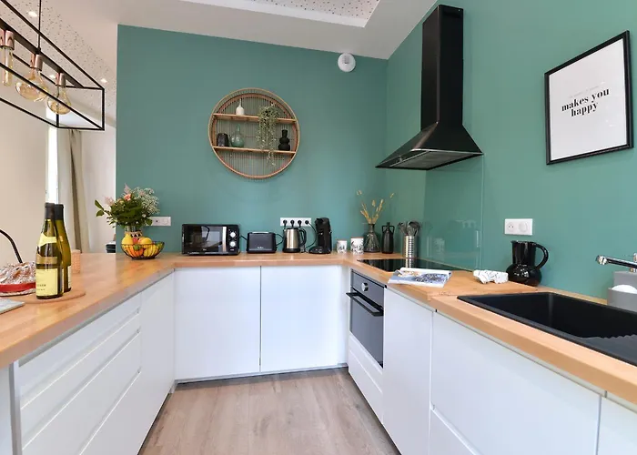 Le Splendide Du Centre Historique Avec Climatisation アパート